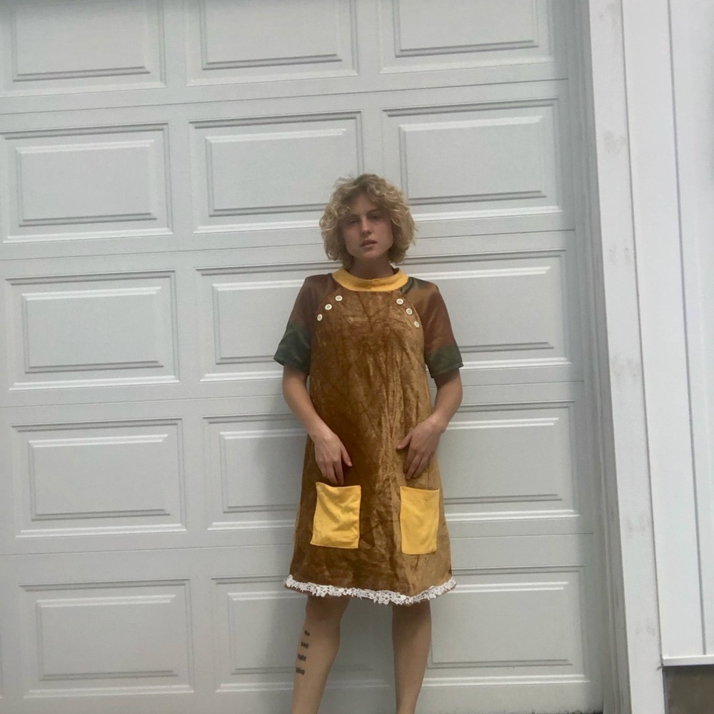 60s-inspired Shift Dress, Designer